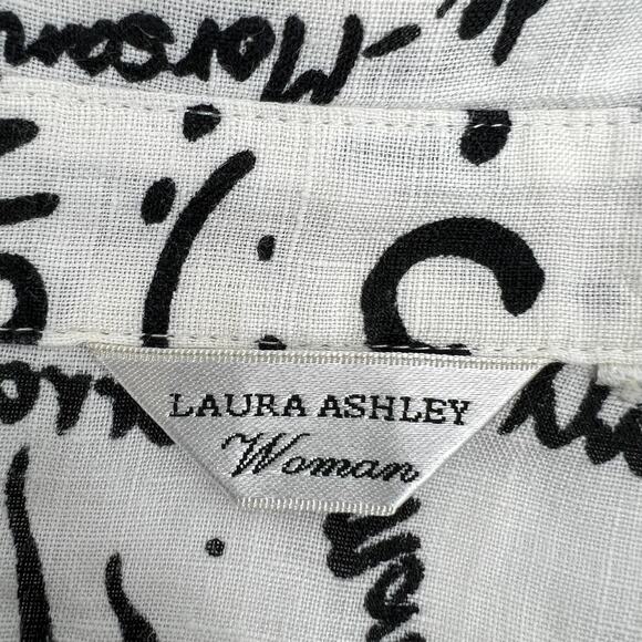 Laura Ashley White Linen Black French Graffiti Toggle Button up Blouse Size 2X - Picture 6 of 8